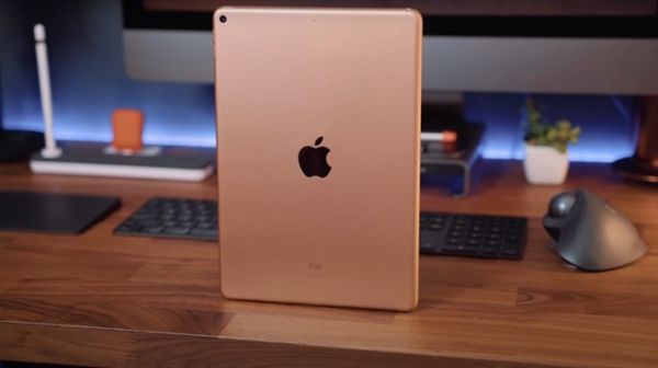 全新iPad 9定位入门级，你会入手吗？