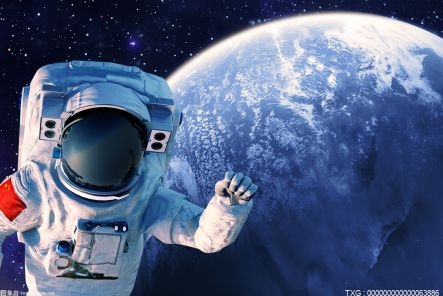 航天员好像变胖了 是因为“太空伙食”太好了吗？